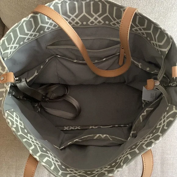 Petunia Pickle Bottom Diaper Bag - Picture 3 of 5